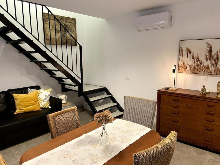 Moderno Duplex En La Tacita De Plata Apartment Кадис Екстериор снимка